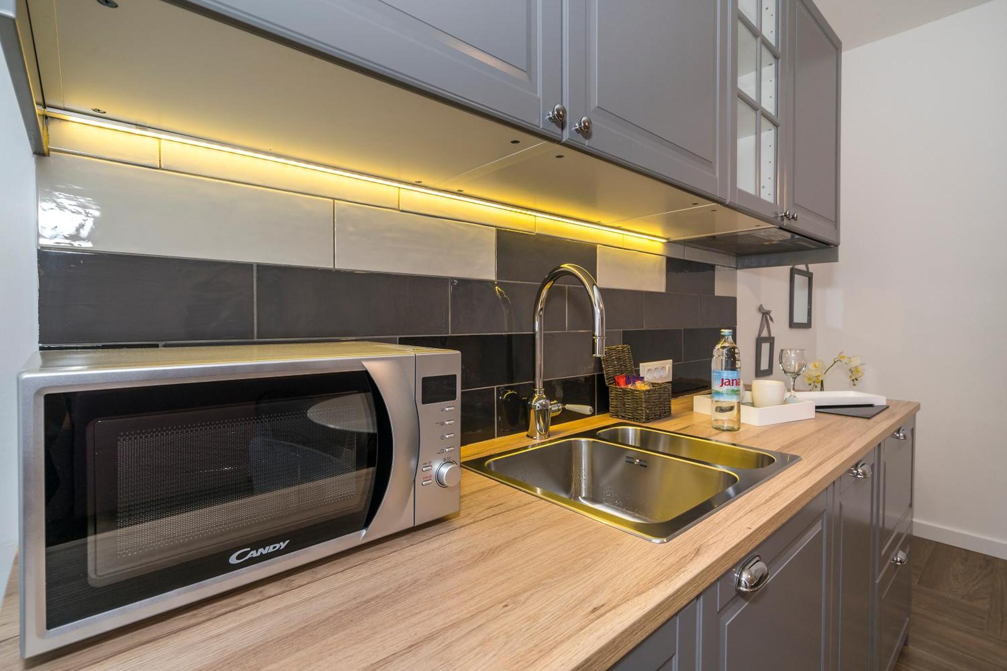 Studio Apartments Marcel Split Exterior foto